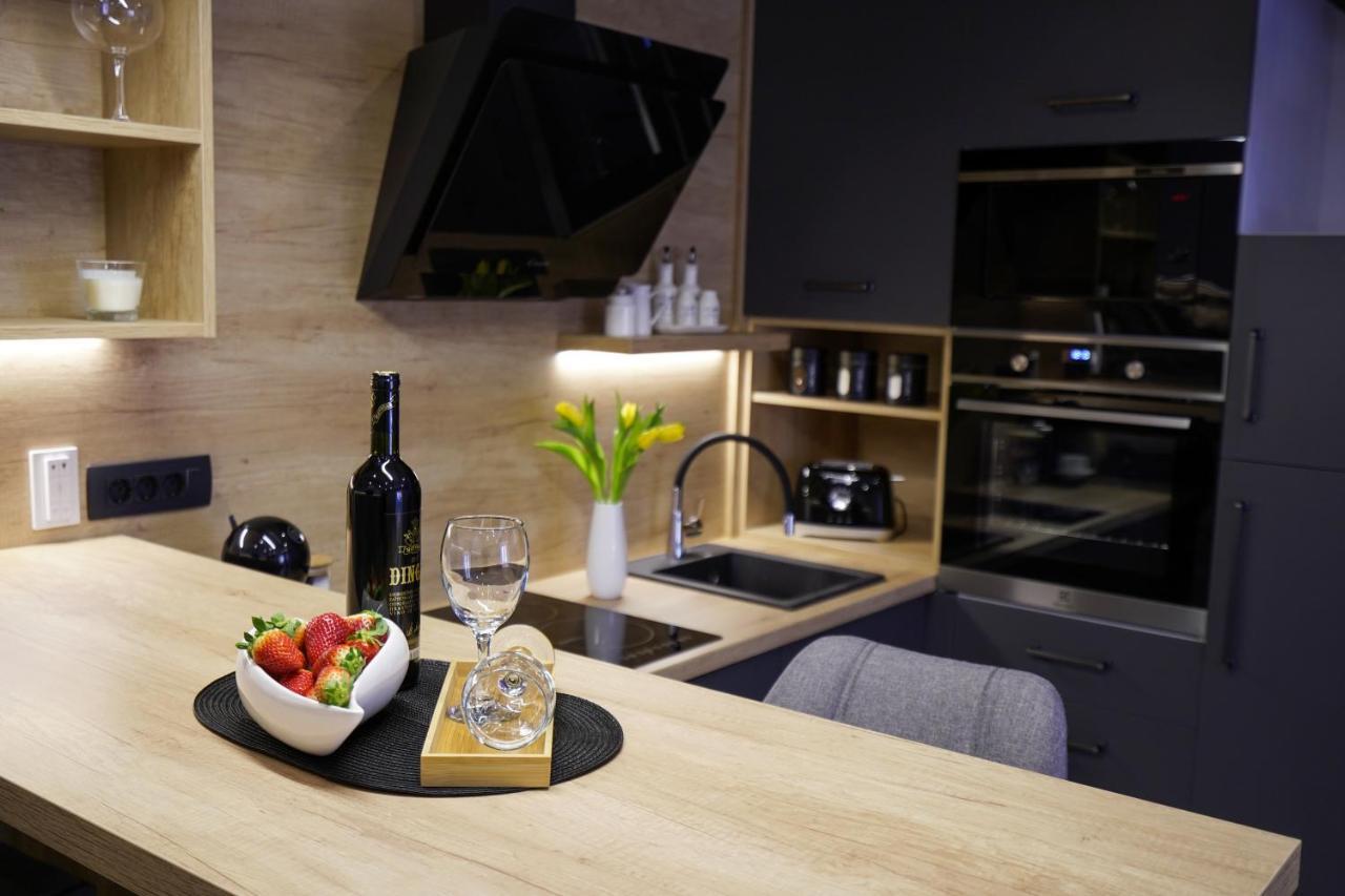 Apartment Ispod Ure Синь Экстерьер фото